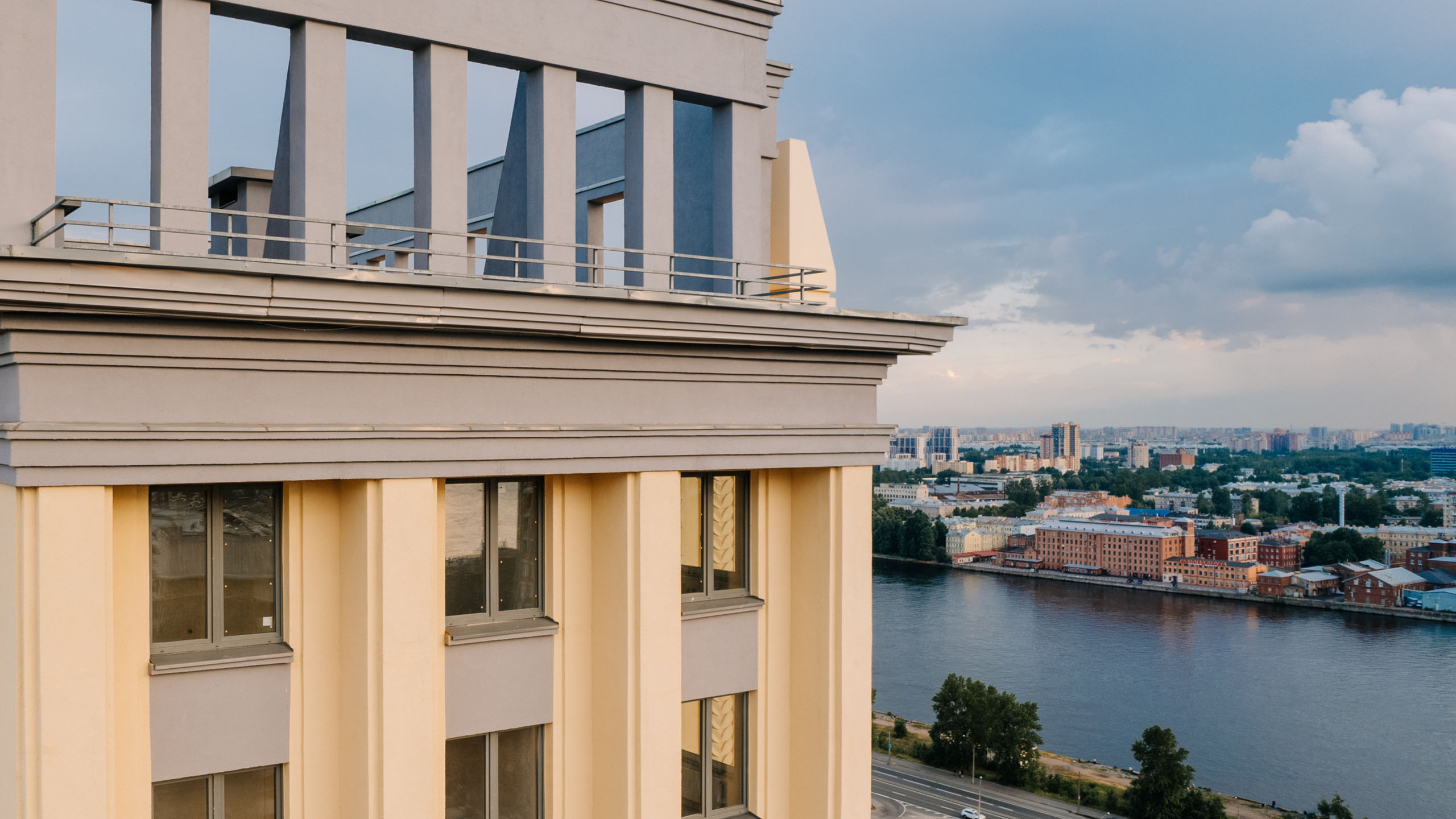 Продам офис 107.7 м.кв.