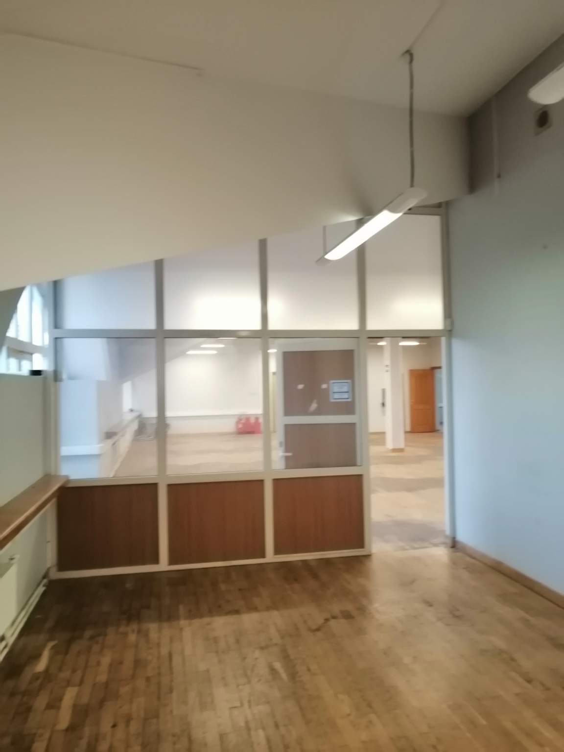 Сдам в аренду помещение свободного назначения 215.6 м.кв.