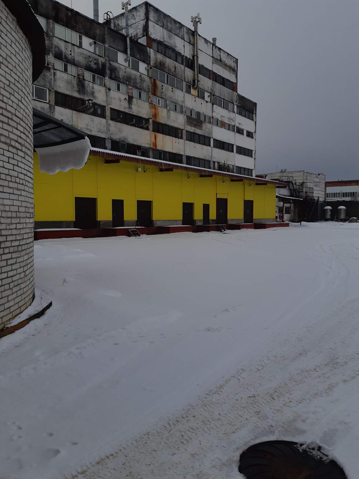 Продам помещение свободного назначения 8900.9 м.кв.