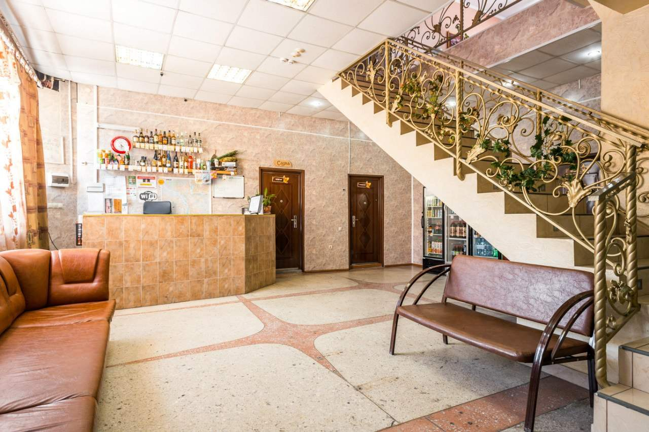 Продам торговое помещение 1194.2 м.кв.