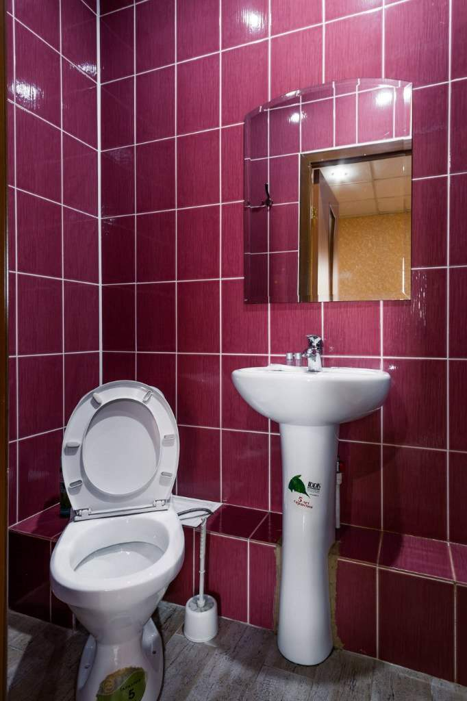 Продам торговое помещение 1194.2 м.кв.