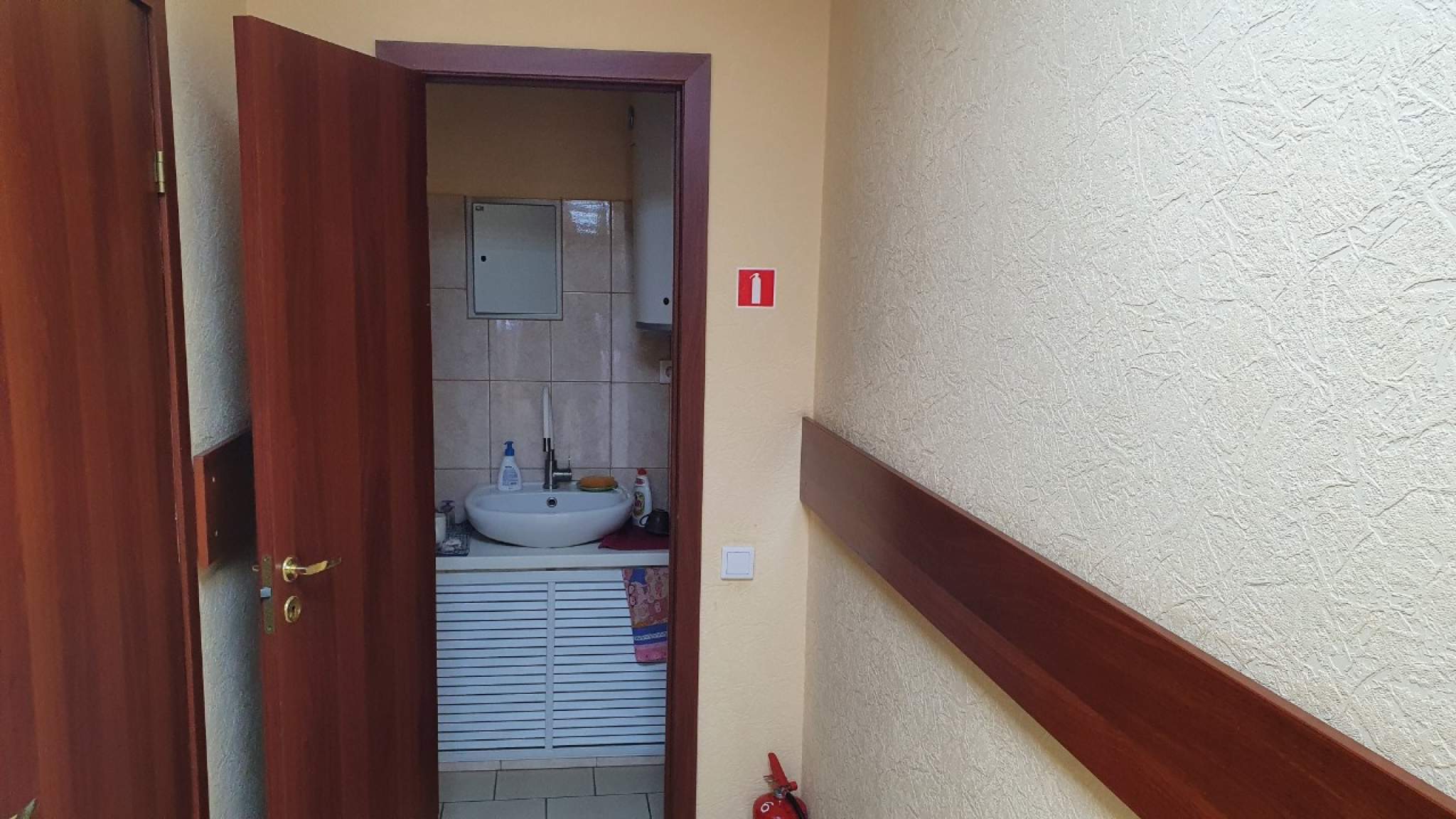 Продам производственное помещение 5900 м.кв.