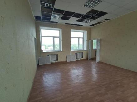 Продам торговое помещение 500 м.кв.