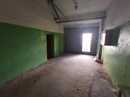 Продам торговое помещение 500 м.кв.