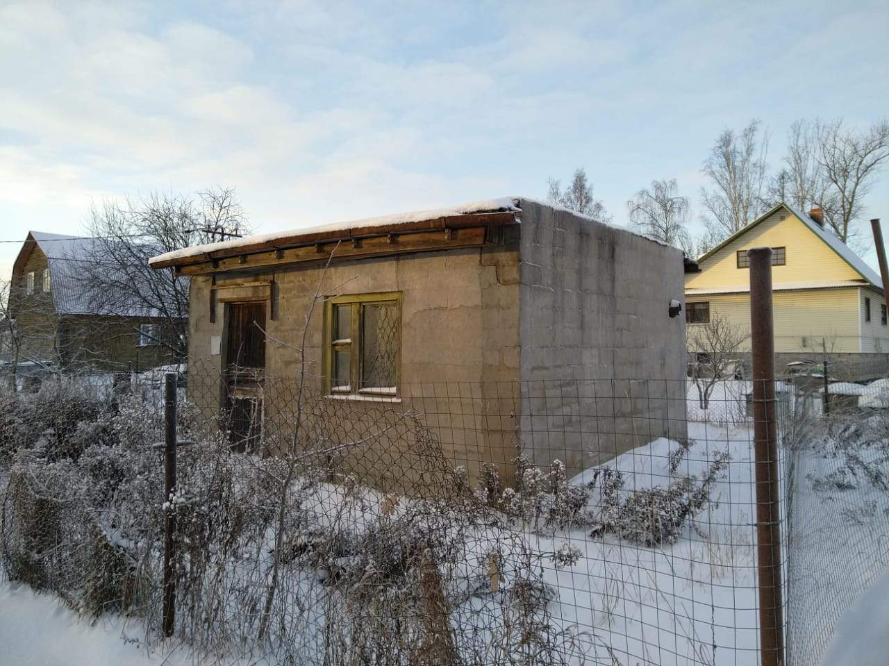 Продам торговое помещение 19.2 м.кв.