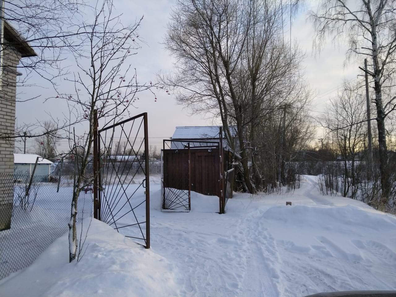 Продам торговое помещение 19.2 м.кв.