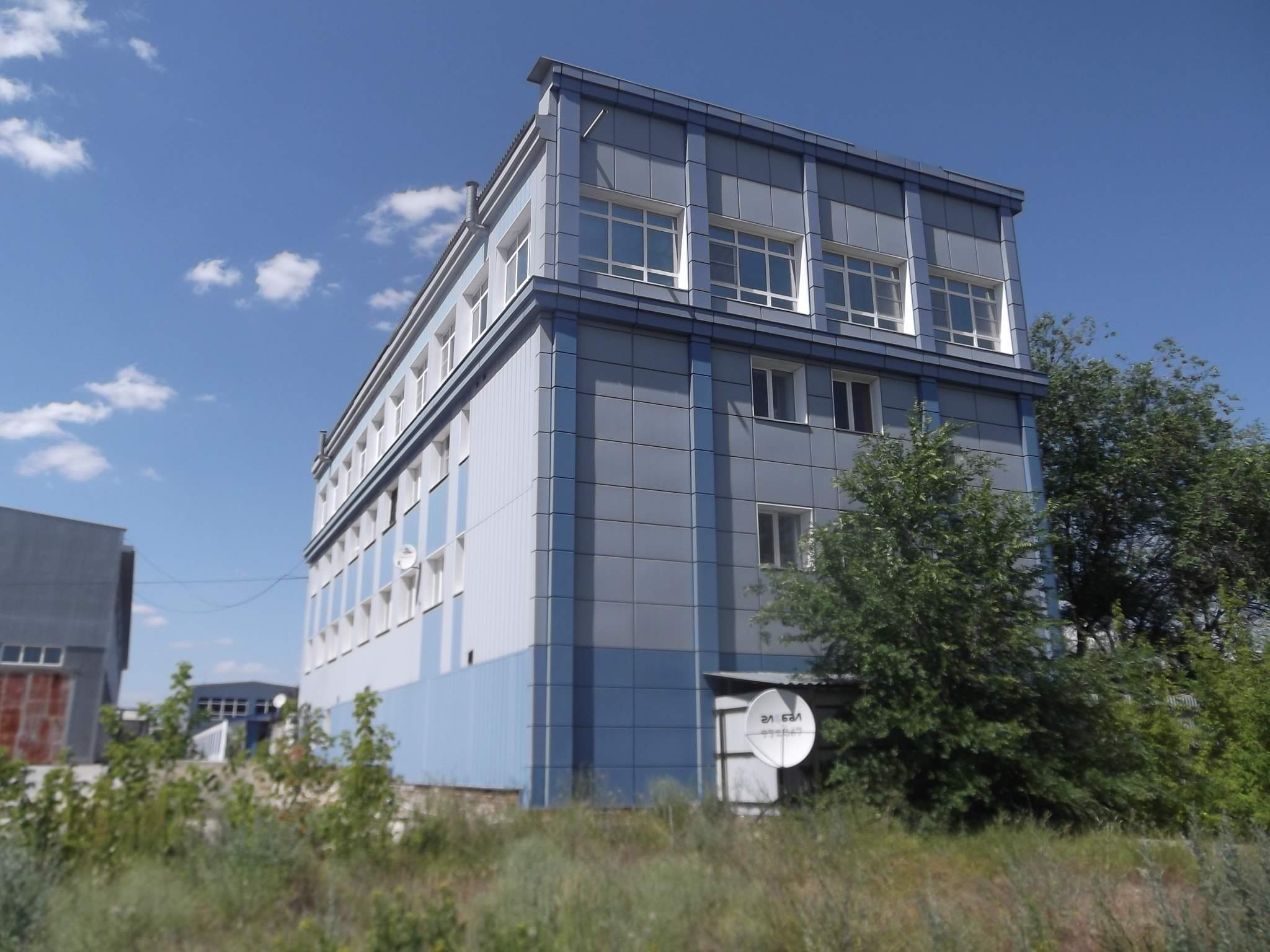 Продам производственное помещение 6836 м.кв.
