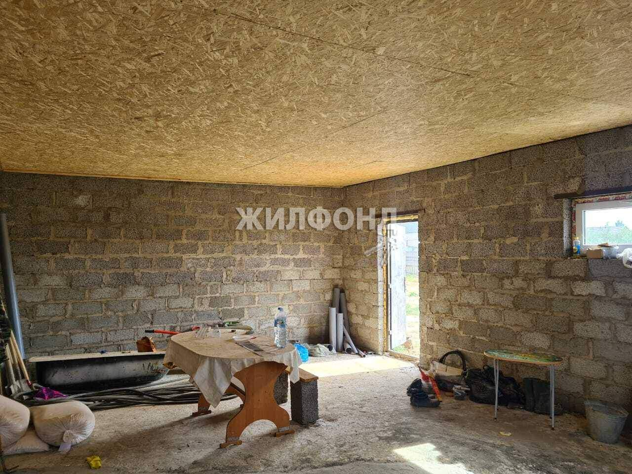 Продам земельный участок 1000 м.кв.