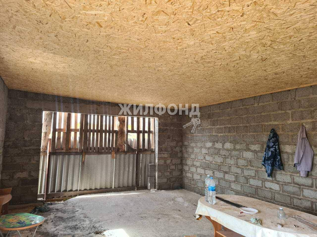 Продам земельный участок 1000 м.кв.