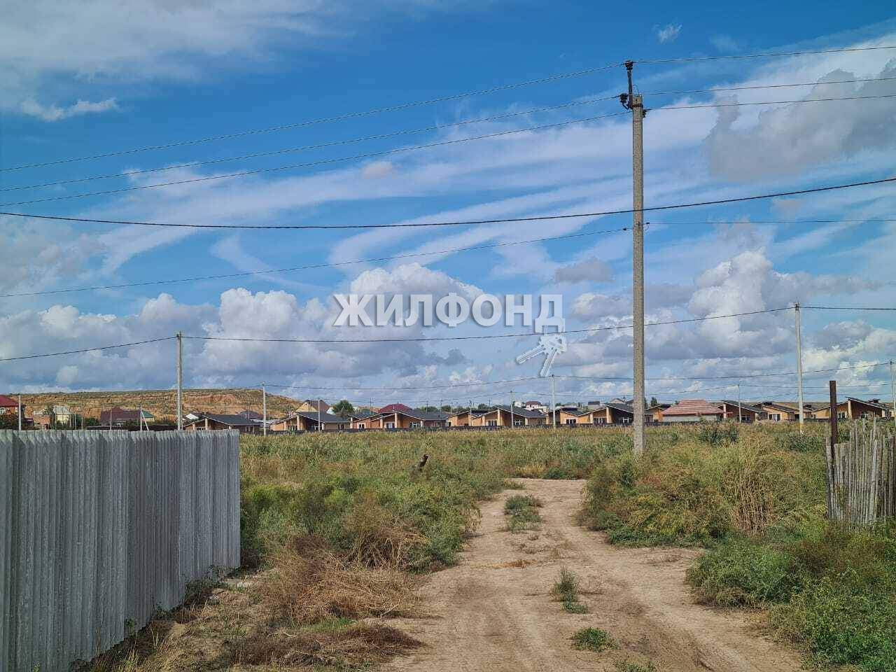 Продам земельный участок 1000 м.кв.