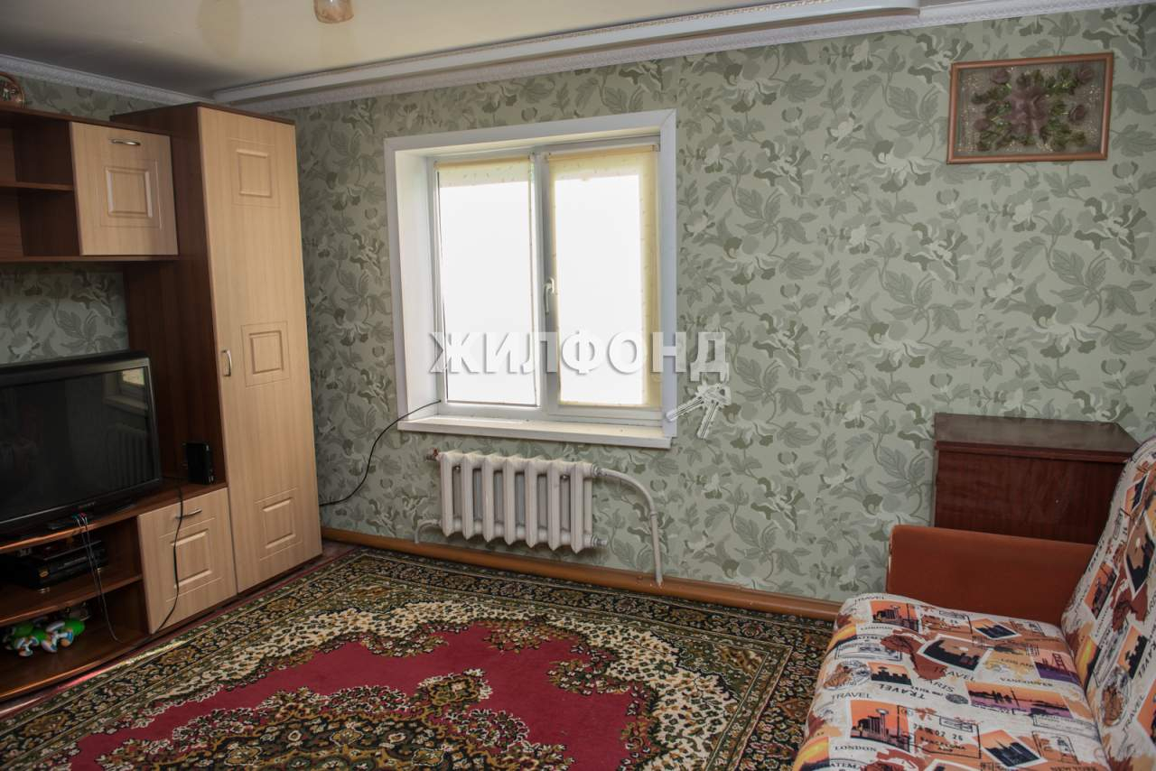 Дом на продажу в Молочном, Сенная улица фото №1
