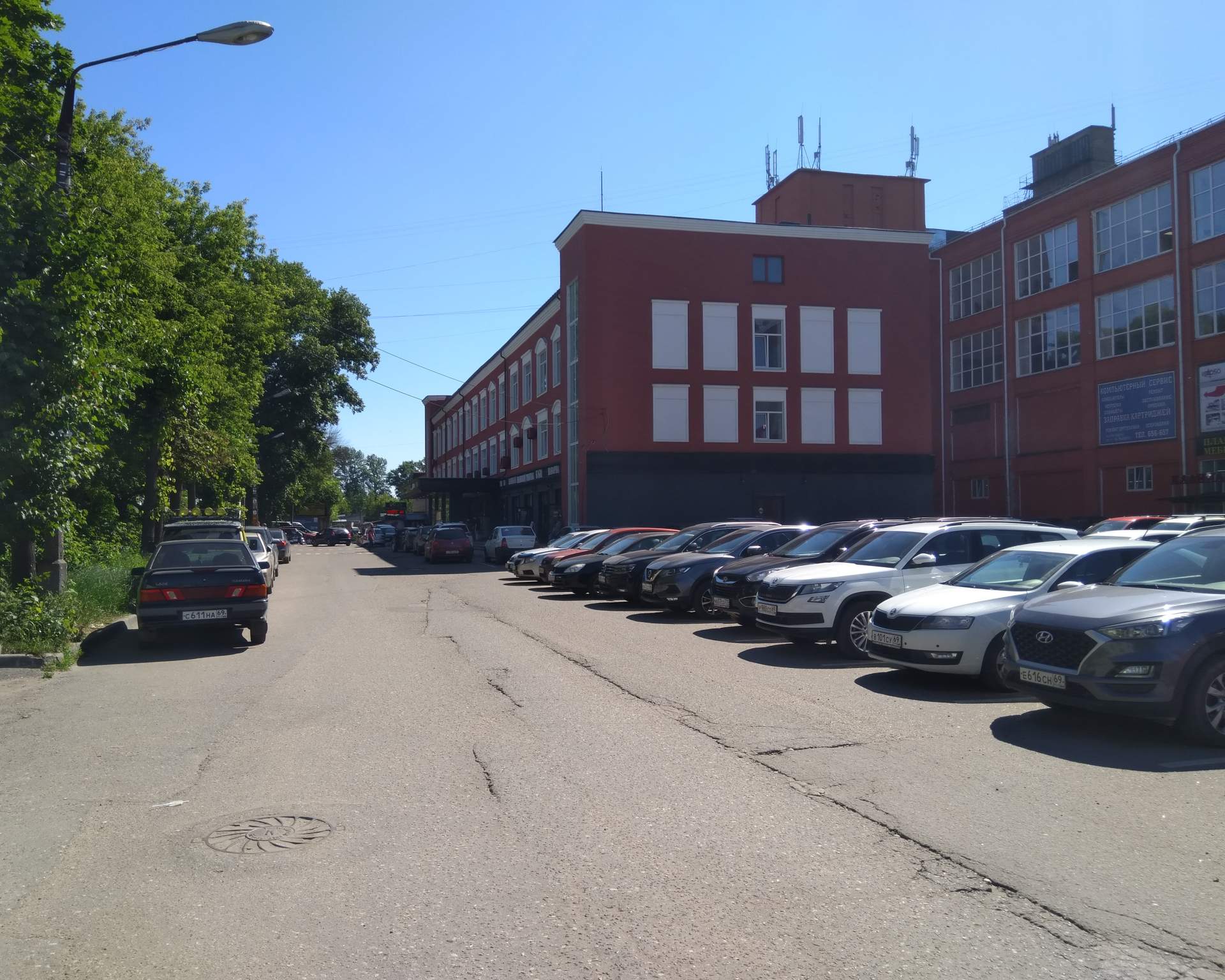 Сдам в аренду магазин 80 м.кв.