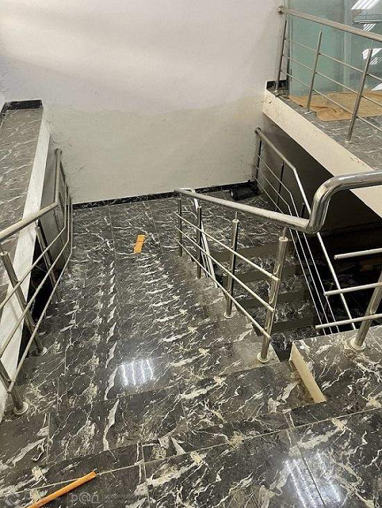 Продам офис 484.7 м.кв.