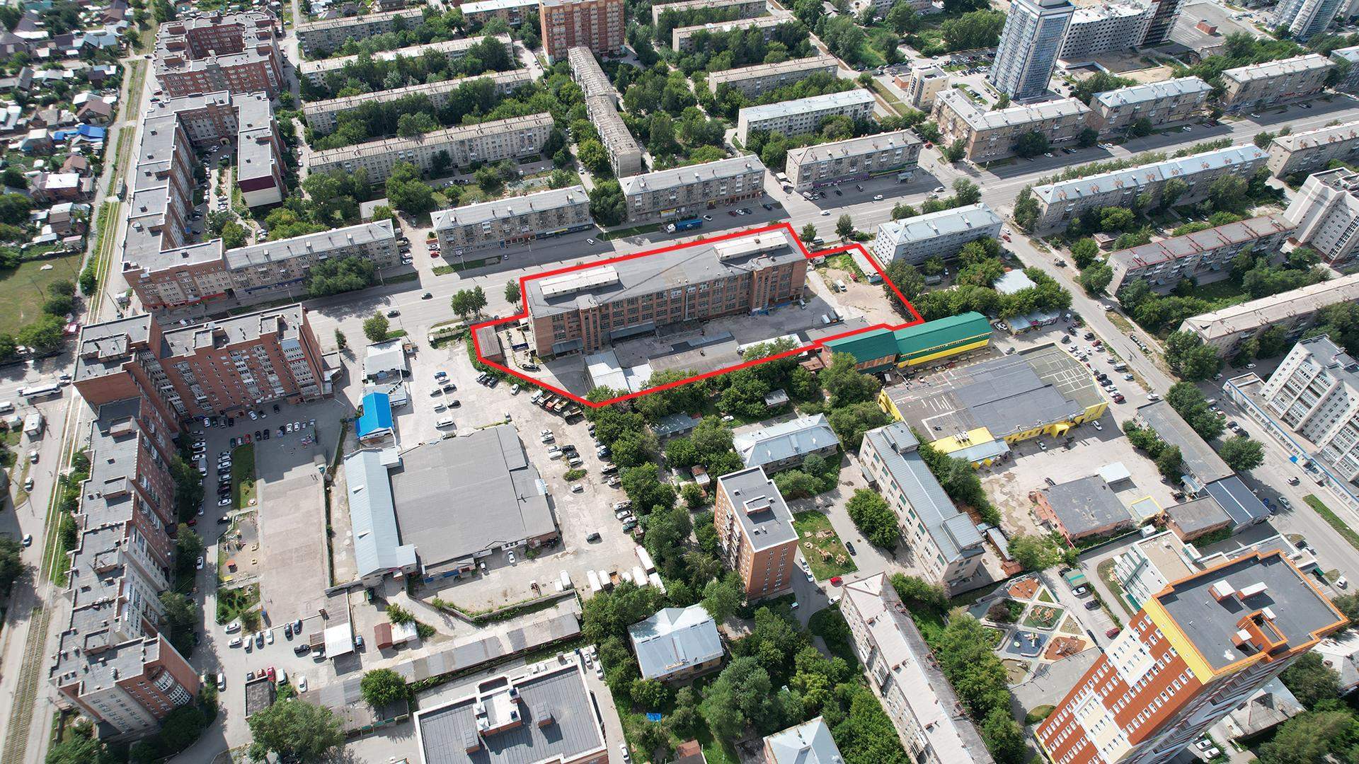 Продам торговое помещение 14238.6 м.кв.