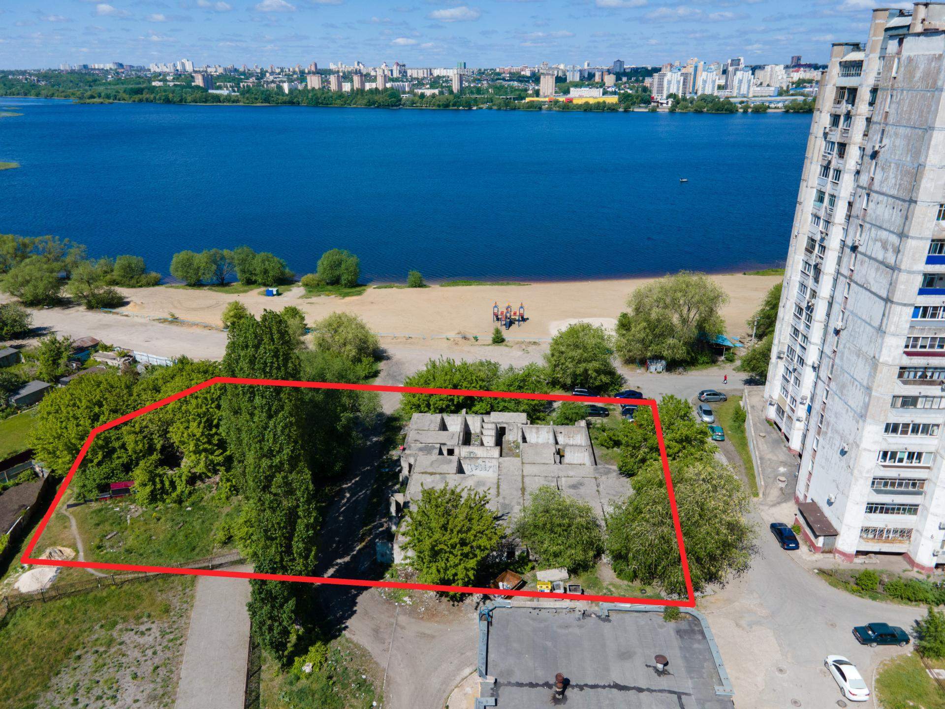 Продам земельный участок 3608 м.кв.