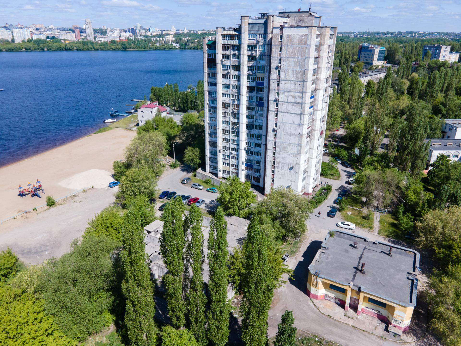 Продам земельный участок 3608 м.кв.
