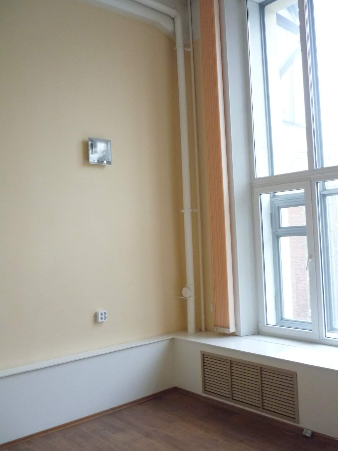 Сдам в аренду офис 37.2 м.кв.