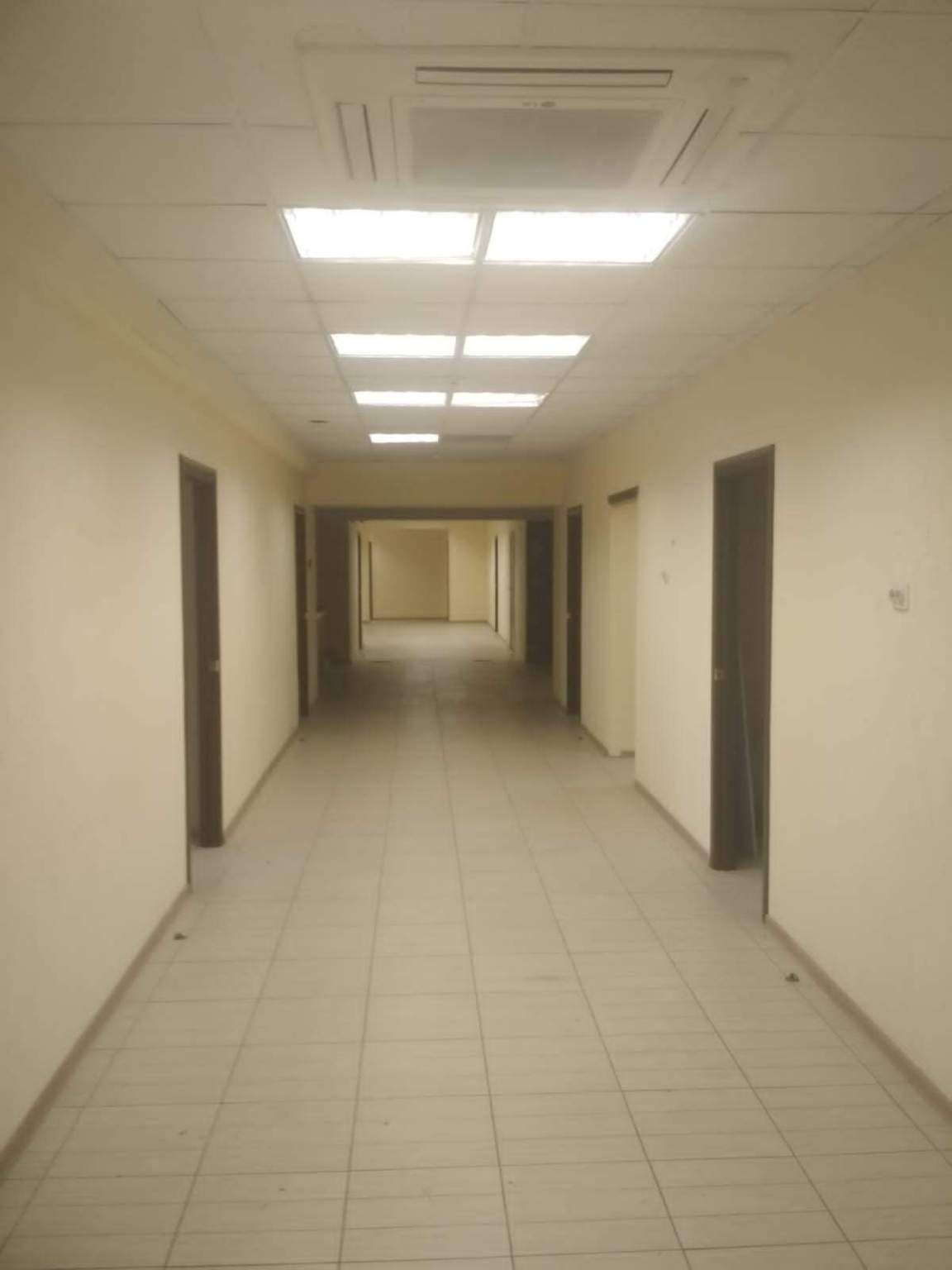 Продам офис 2510.5 м.кв.