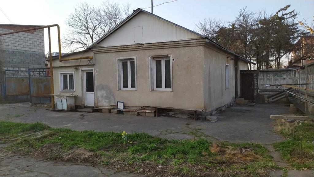 Продам торговое помещение 1522.5 м.кв.