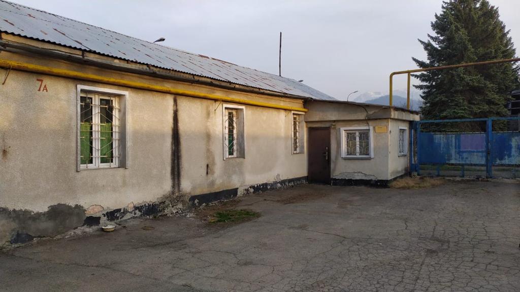 Продам торговое помещение 1522.5 м.кв.