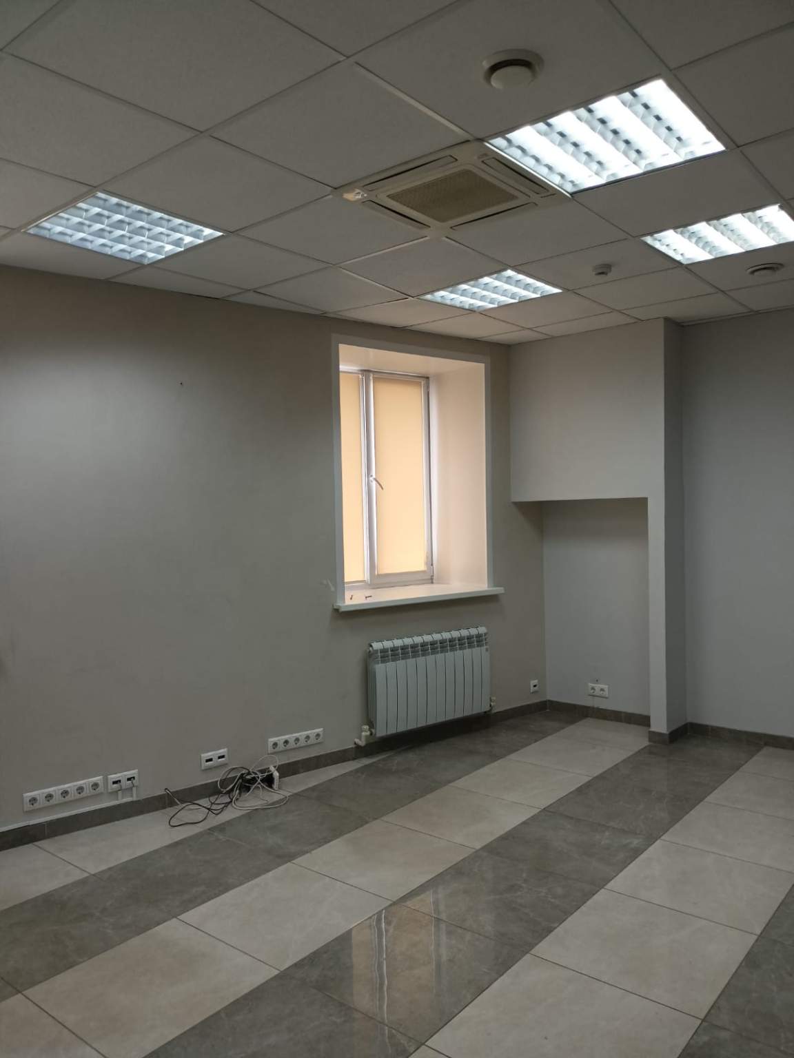 Сдам в аренду помещение свободного назначения 120.4 м.кв.