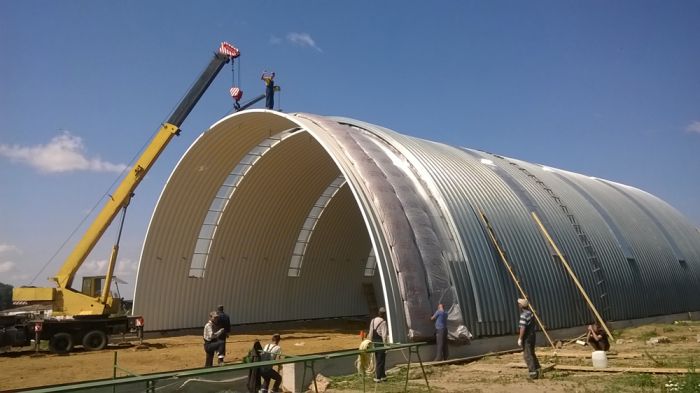 Сдам в аренду магазин 850 м.кв.