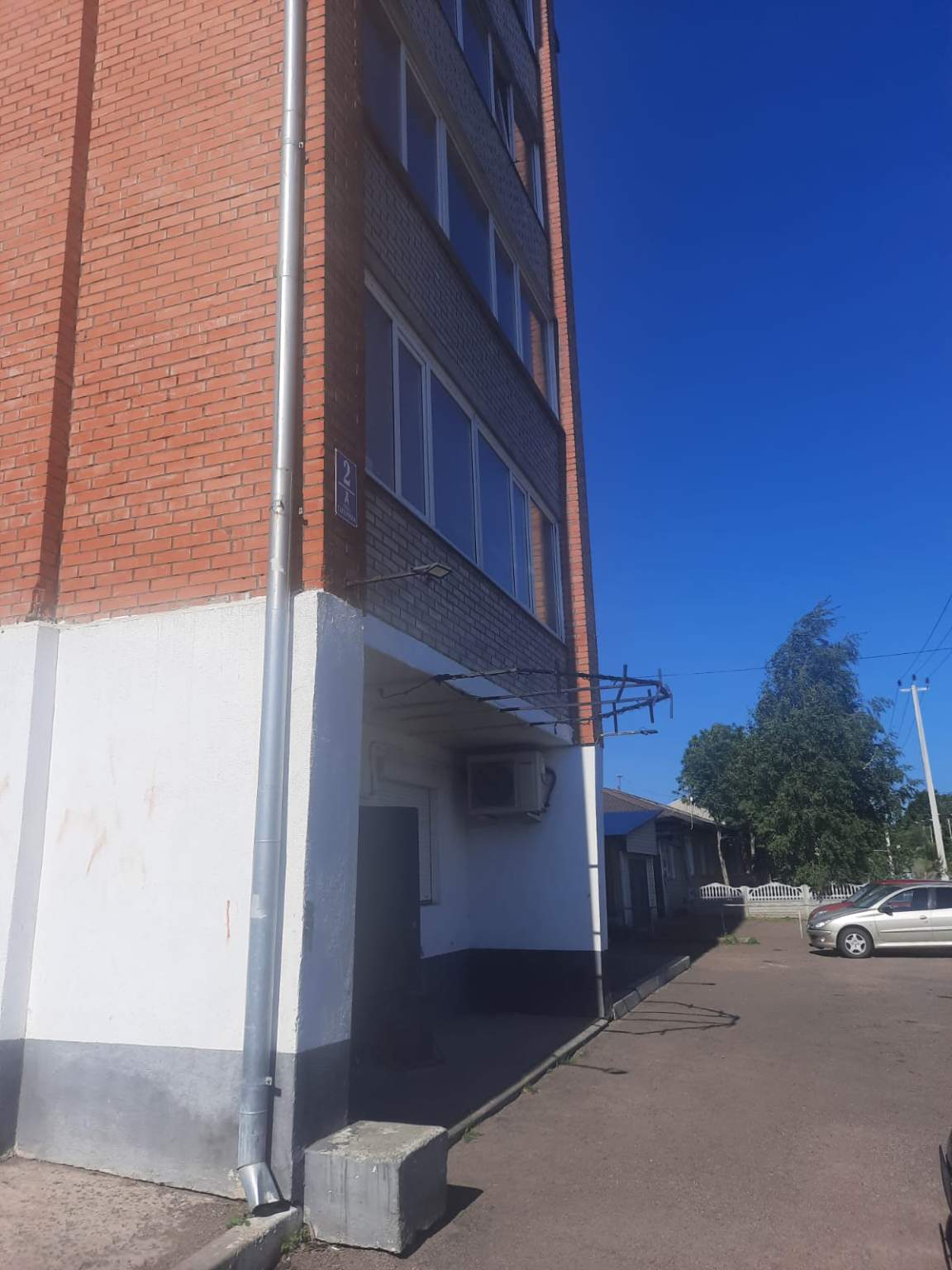 Сдам в аренду магазин 210.6 м.кв.