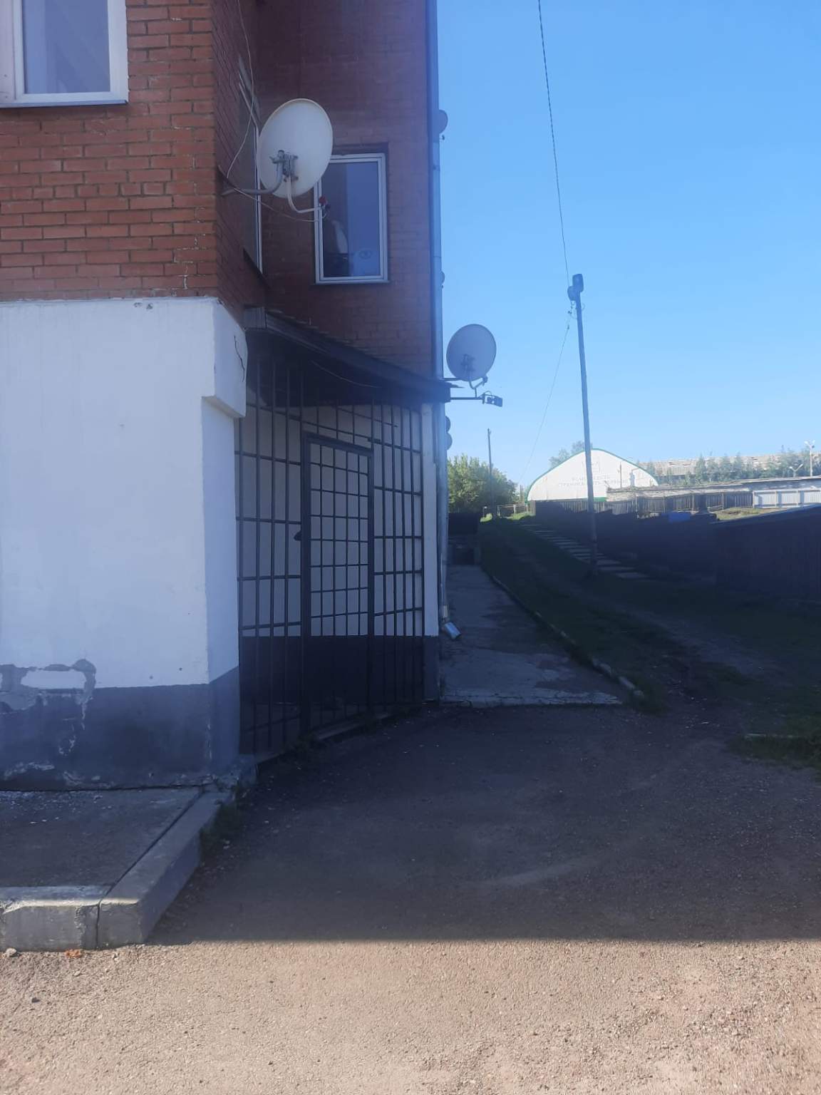 Сдам в аренду магазин 210.6 м.кв.