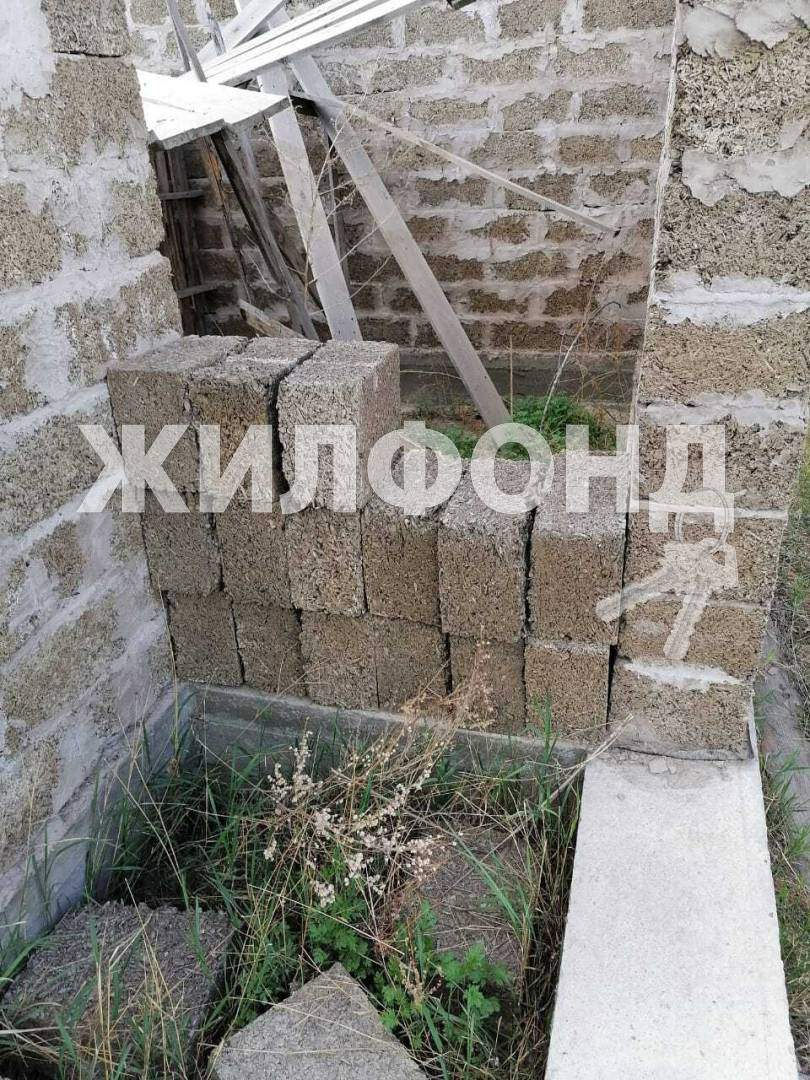 Продам земельный участок 1000 м.кв.