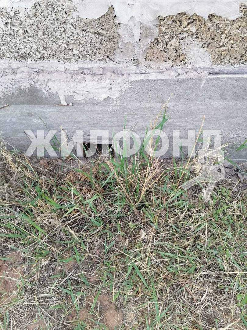 Продам земельный участок 1000 м.кв.