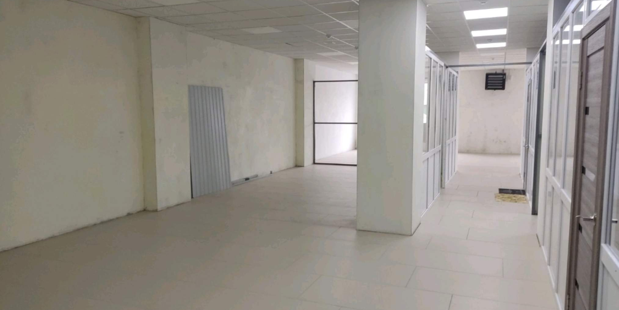 Сдам в аренду магазин 180 м.кв.