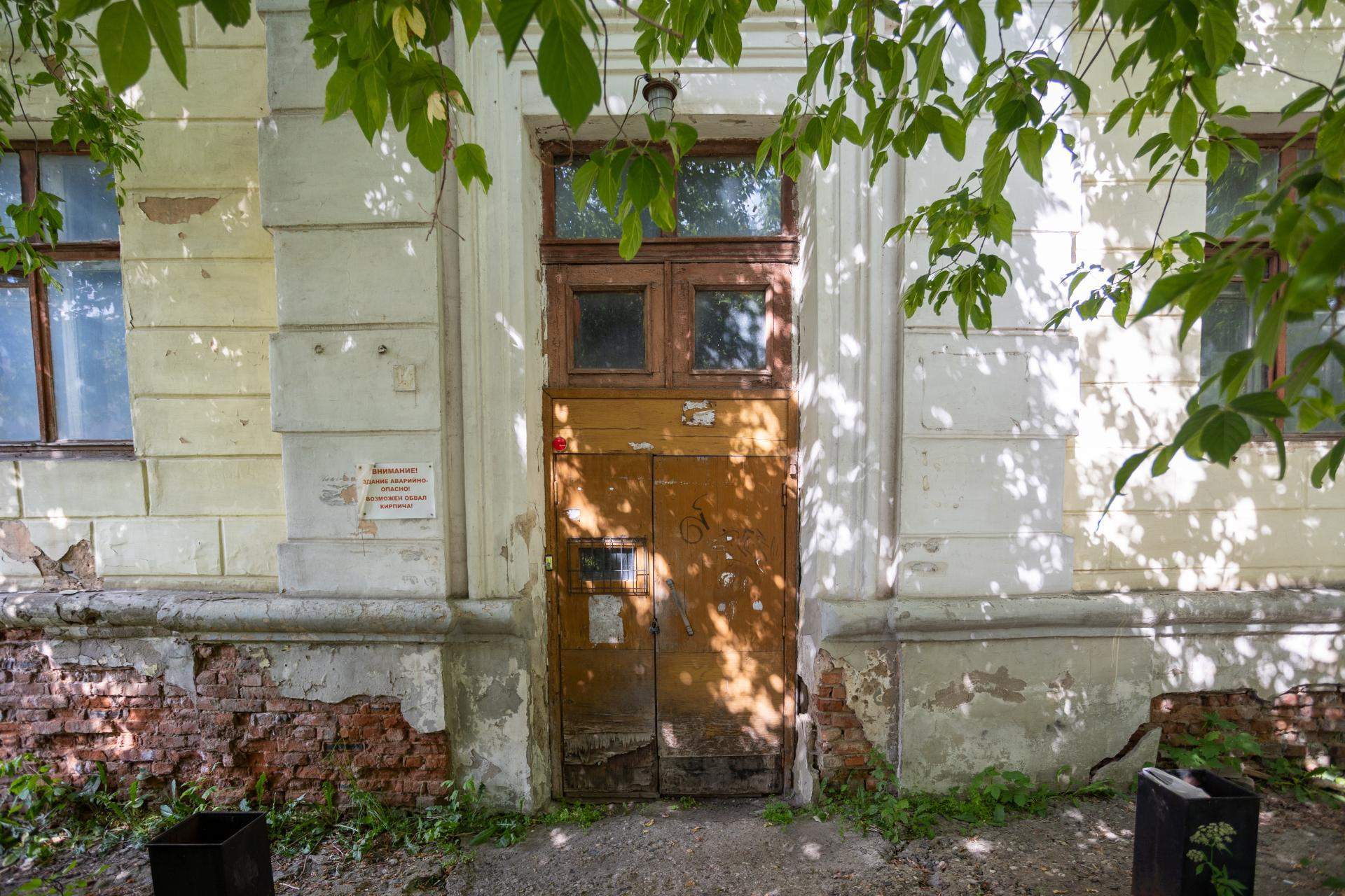 Продам торговое помещение 2394.7 м.кв.