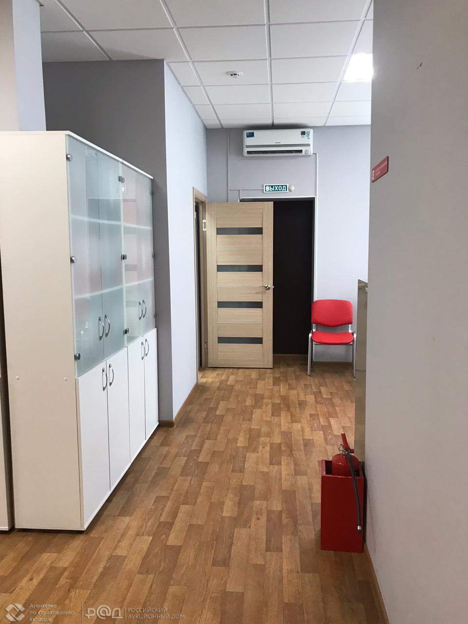 Продам торговое помещение 461.6 м.кв.