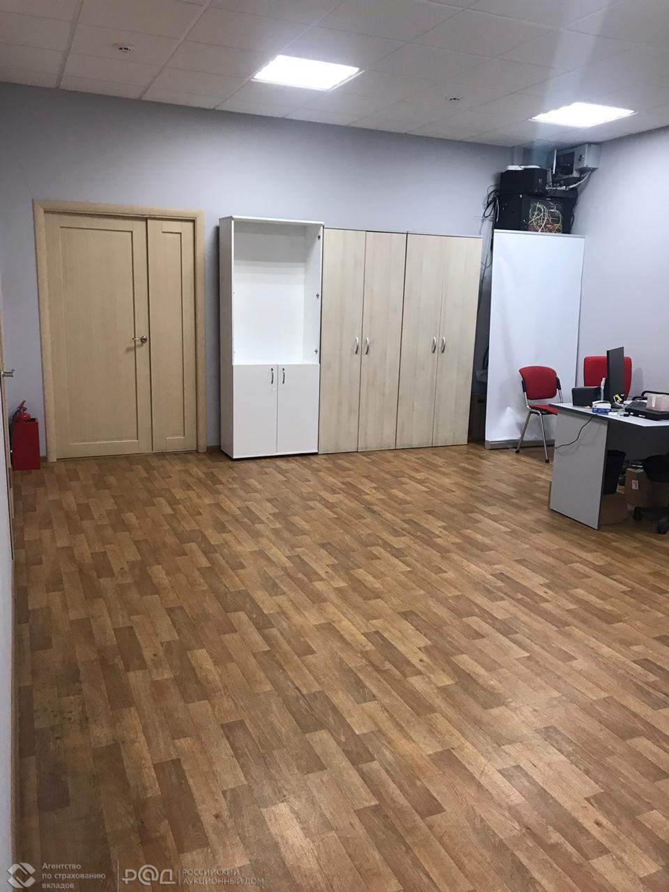 Продам торговое помещение 461.6 м.кв.