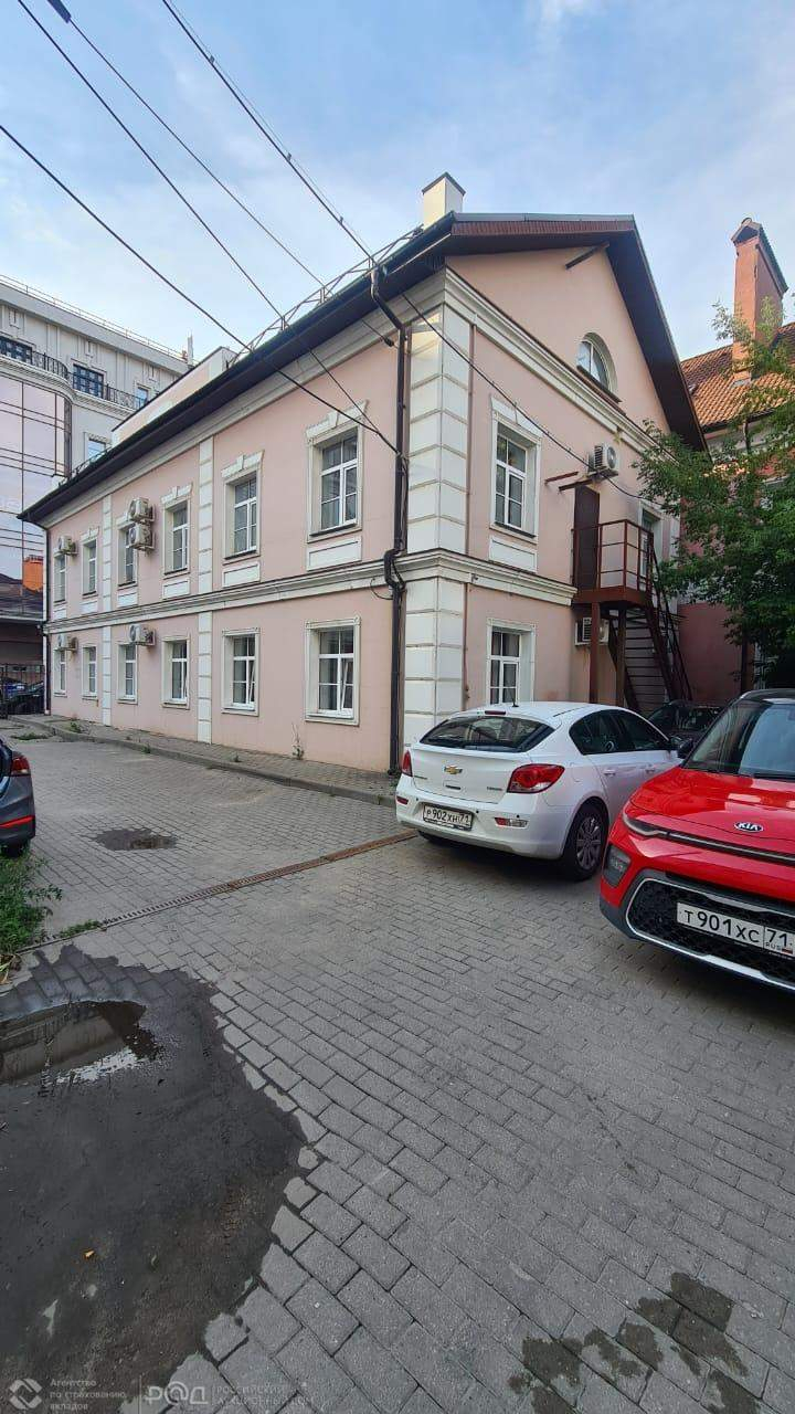 Продам торговое помещение 461.6 м.кв.