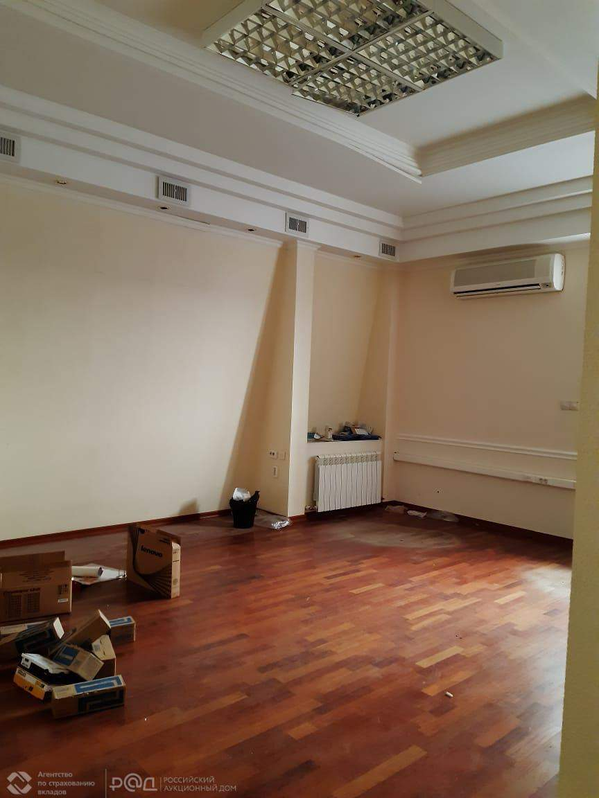 Продам офис 347.8 м.кв.