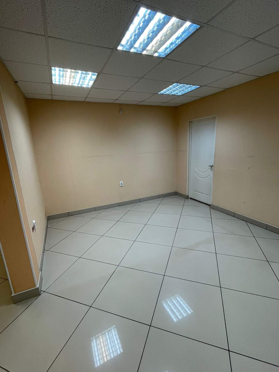 Продам офис 128.9 м.кв.