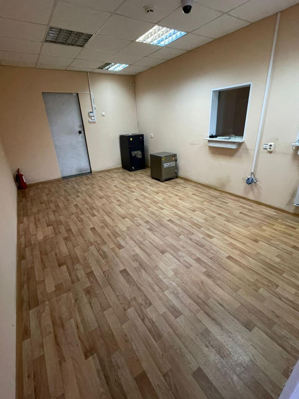 Продам офис 128.9 м.кв.