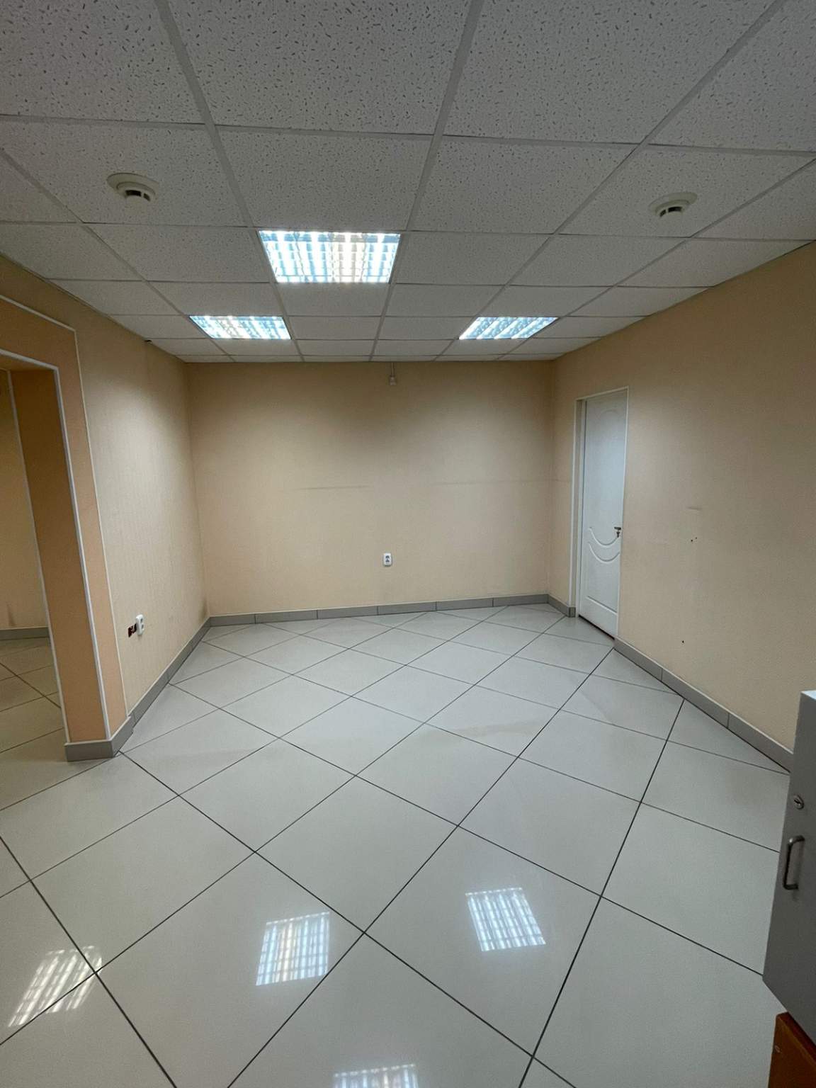 Продам офис 128.9 м.кв.