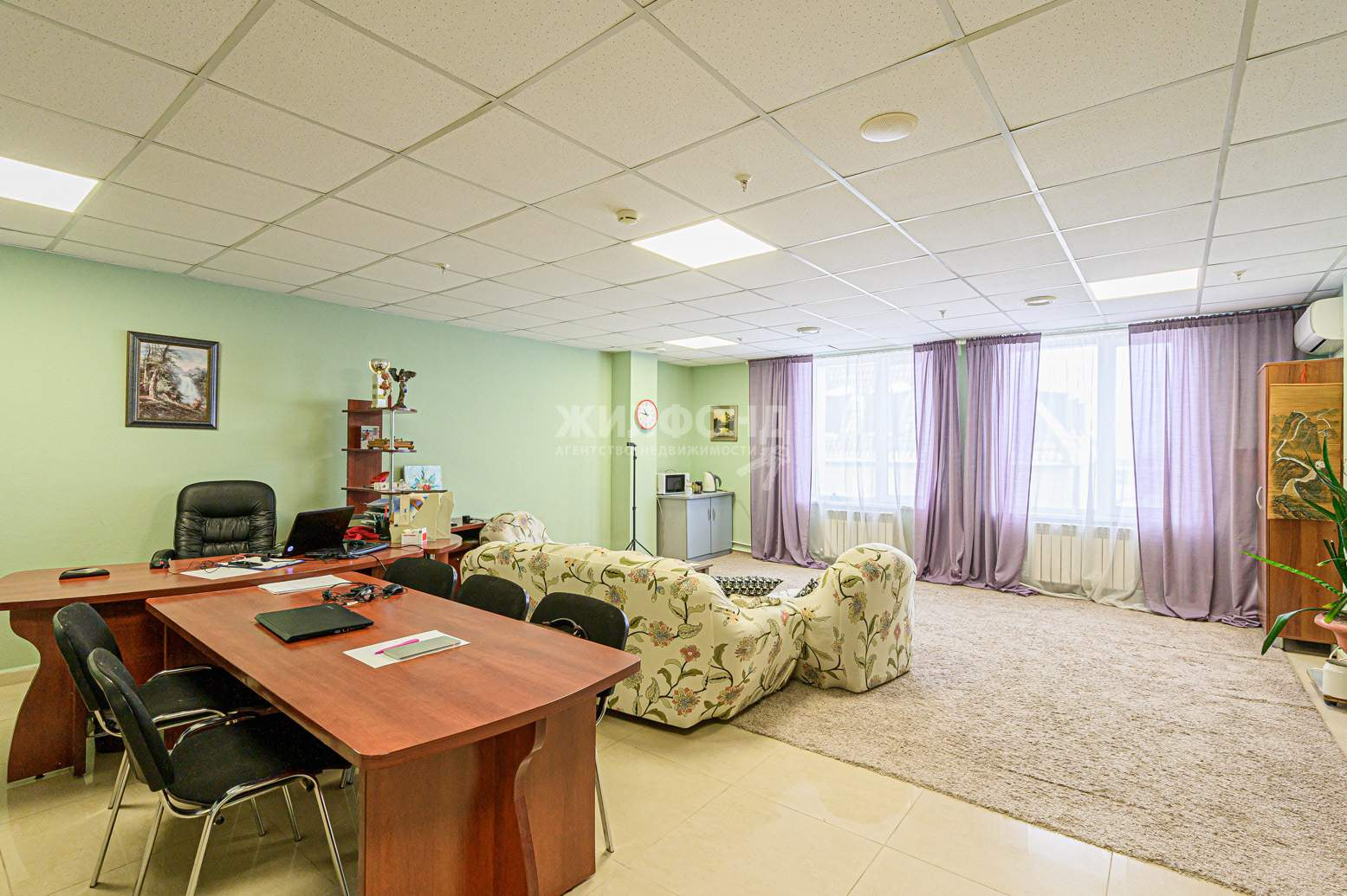 Продам офис 307 м.кв.