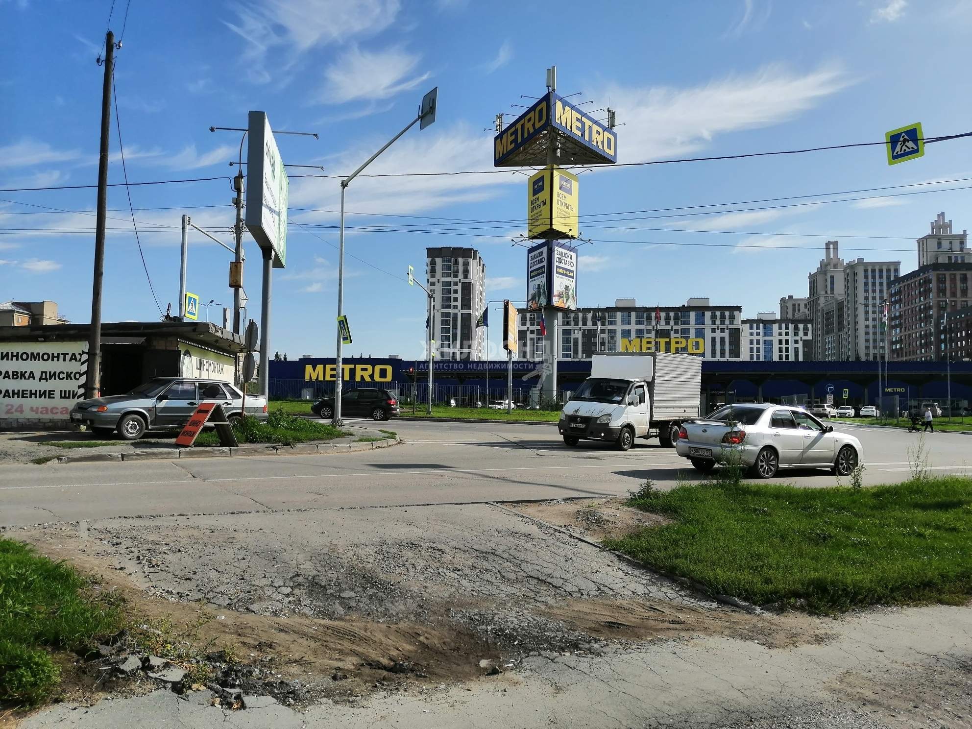 Продам земельный участок 1000 м.кв.