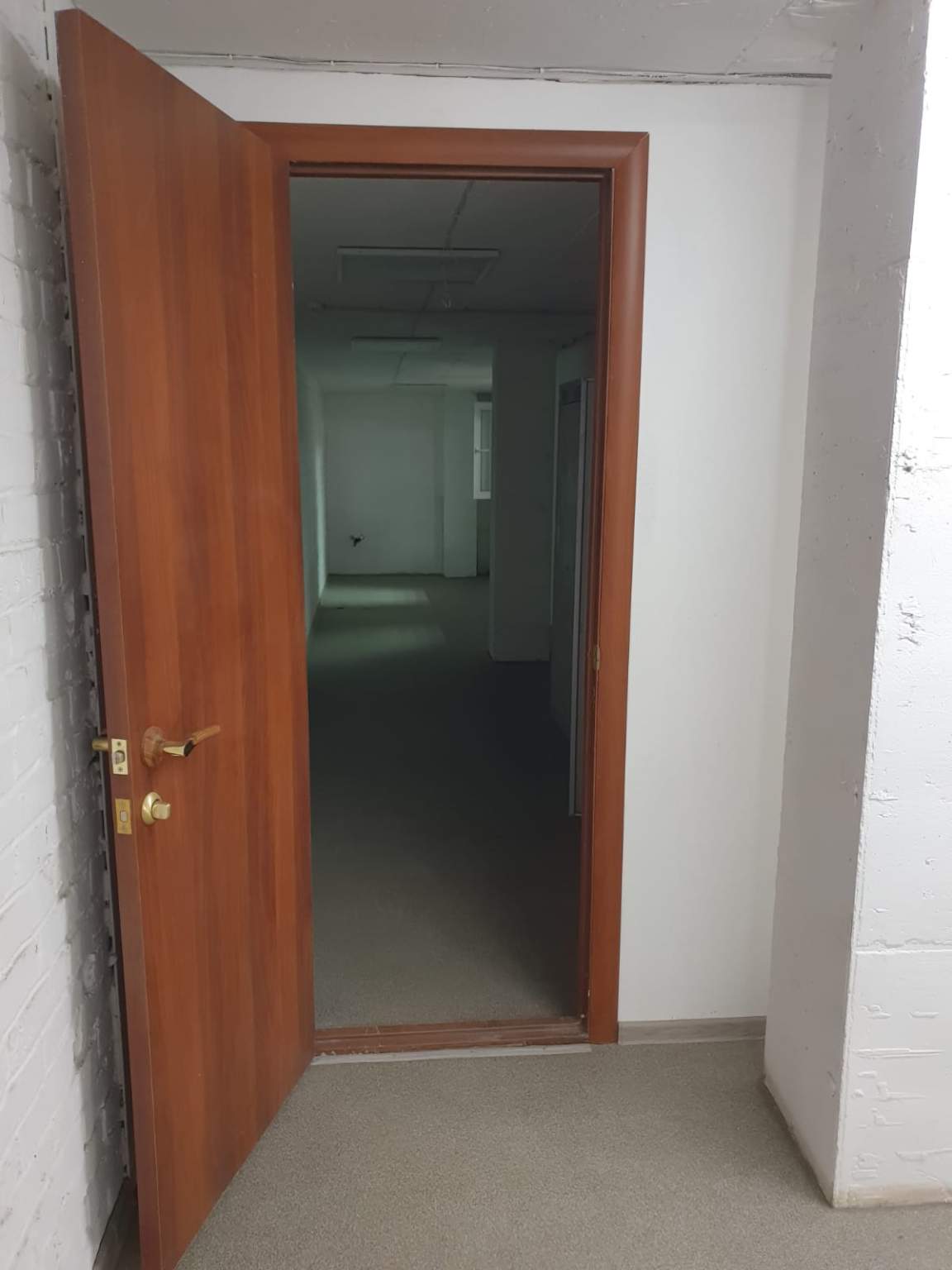 Сдам в аренду склад 240 м.кв.