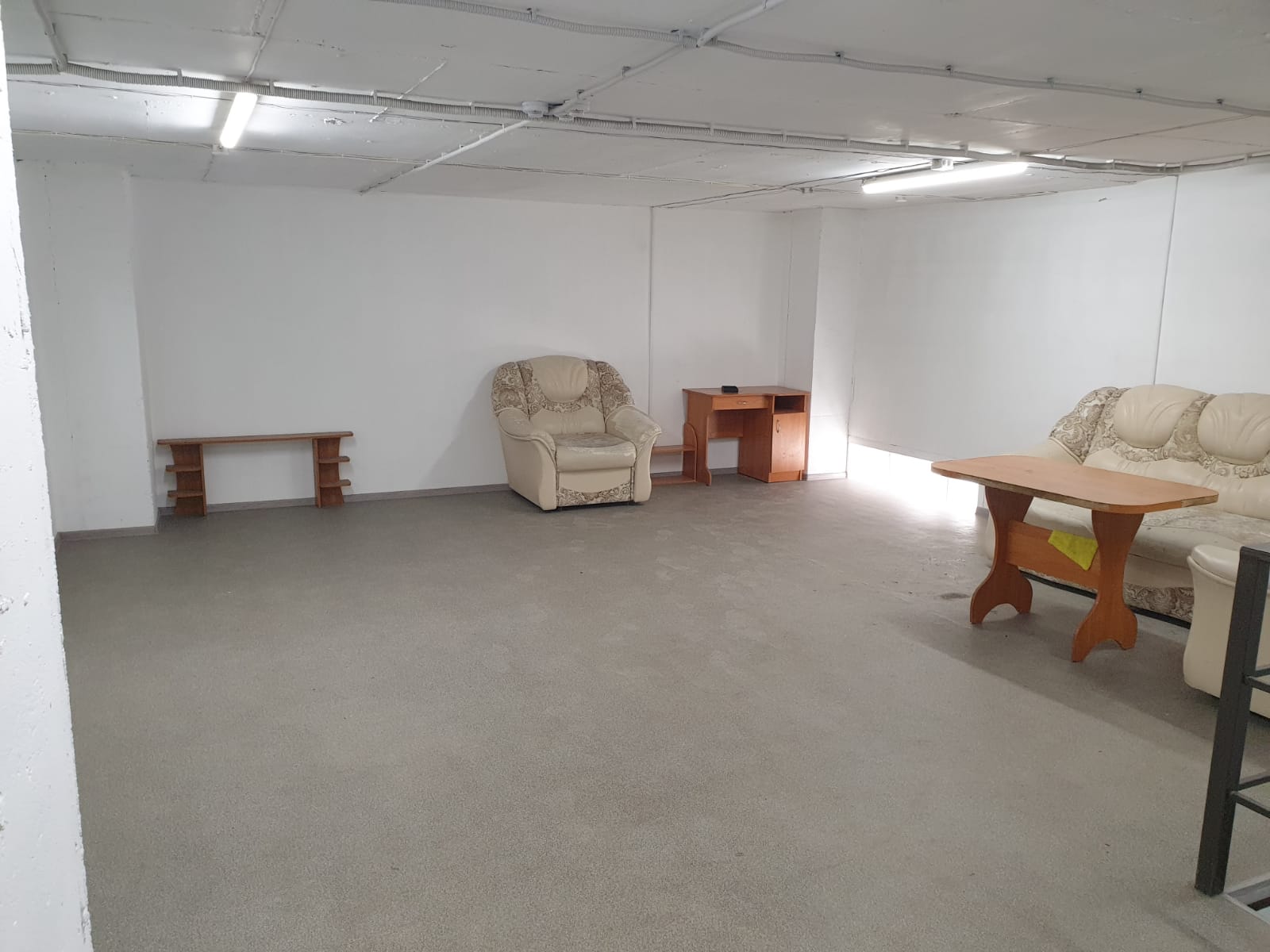 Сдам в аренду склад 240 м.кв.