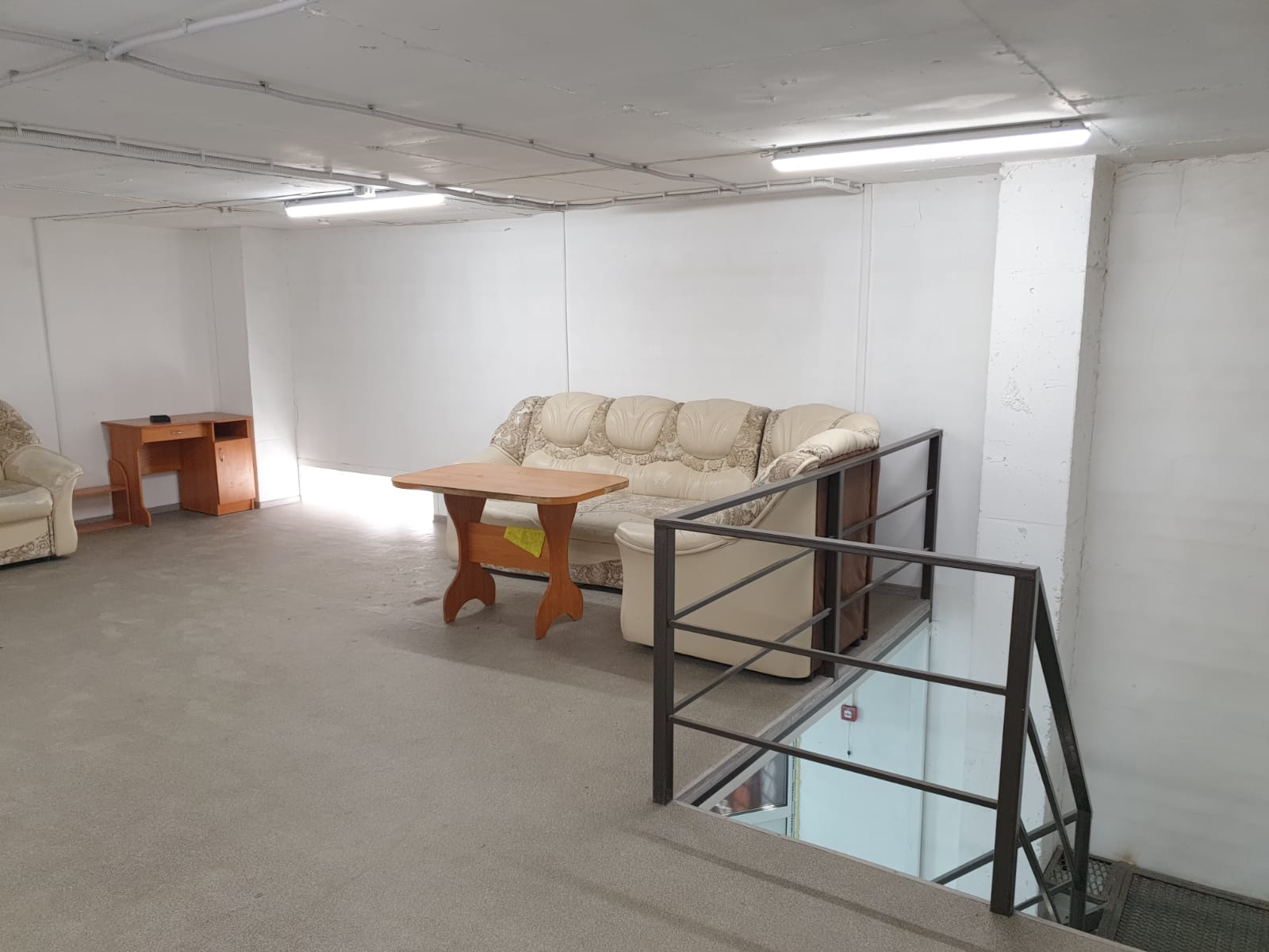 Сдам в аренду склад 240 м.кв.