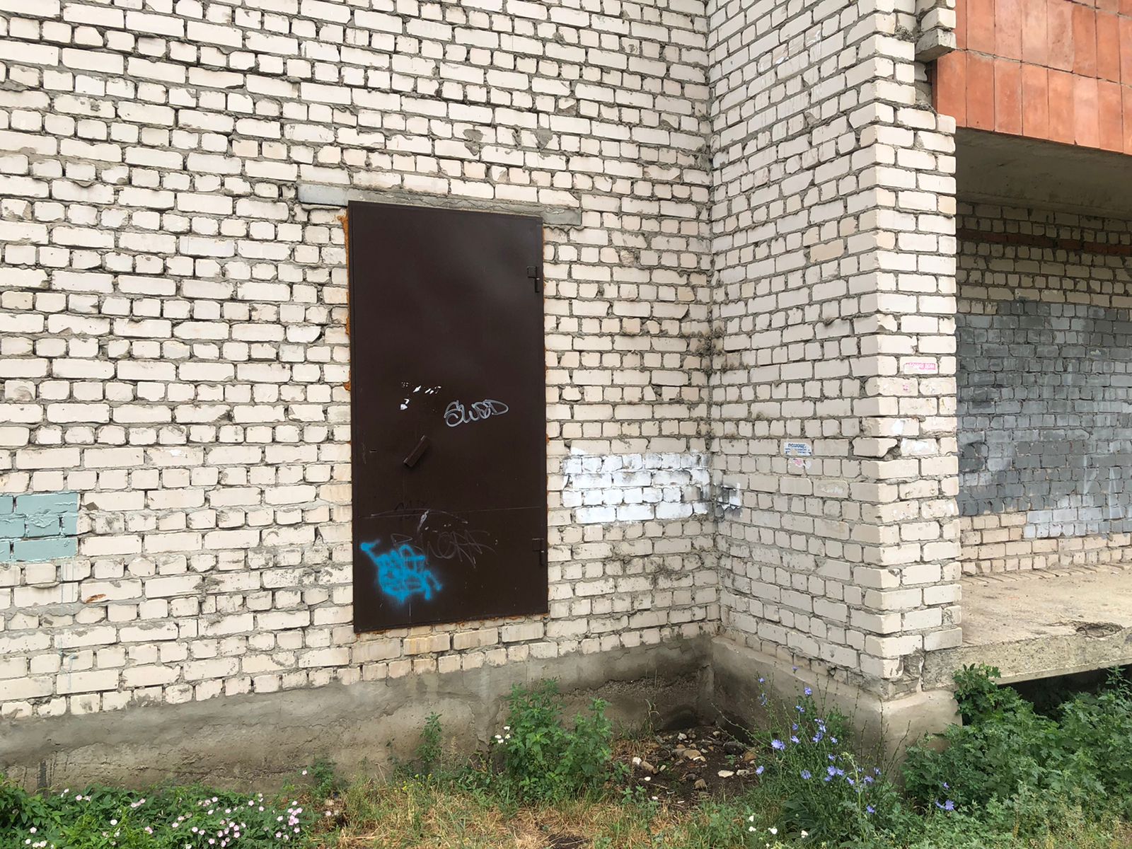 Продам склад 76.6 м.кв.