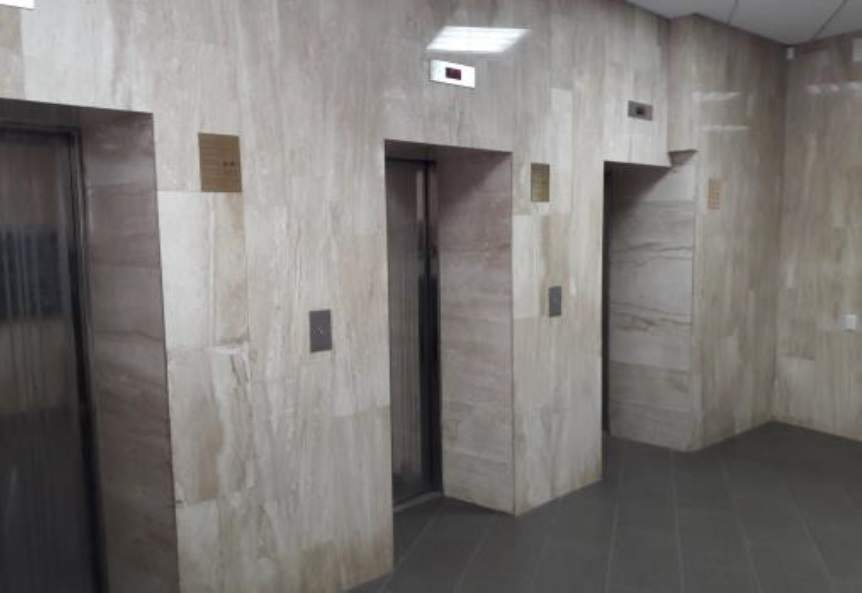 Продам торговое помещение 6520.7 м.кв.