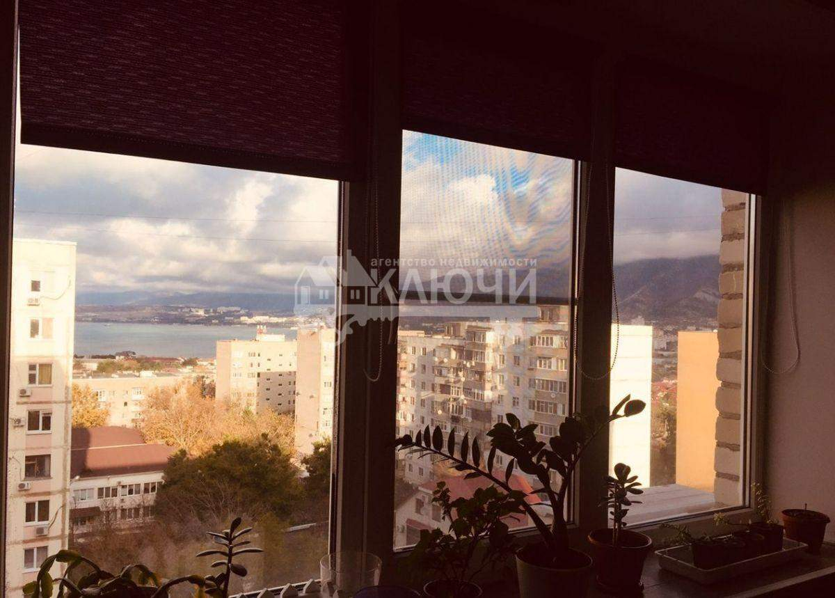Квартира на продажу в Геленджике, Парус микрорайон, 17 фото №2
