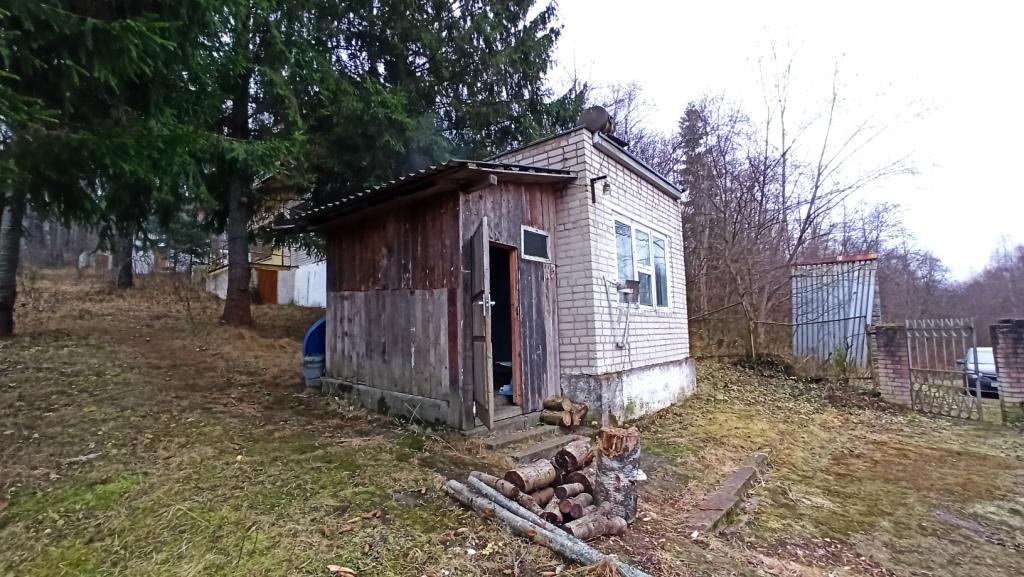 Продам торговое помещение 2058 м.кв.