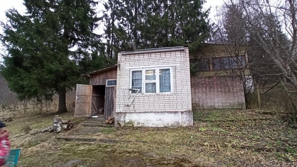 Продам торговое помещение 2058 м.кв.