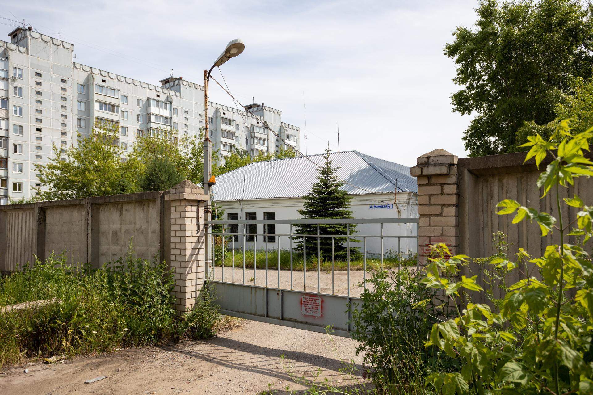 Продам торговое помещение 1981.4 м.кв.